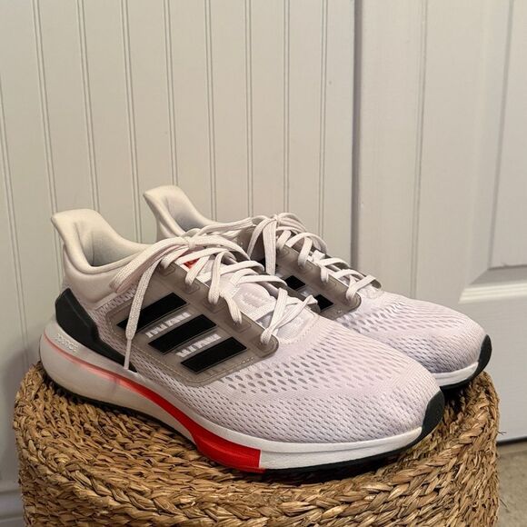 Adidas Men\'s White and Black Athletic Shoes with Orange Accents-Great Condition main image 9